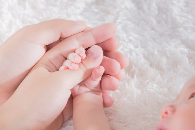 家族の出産休暇