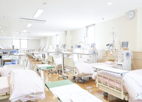 人工透析のベッドの写真